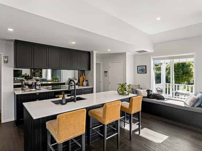 2 Fetter Lane, Paerata