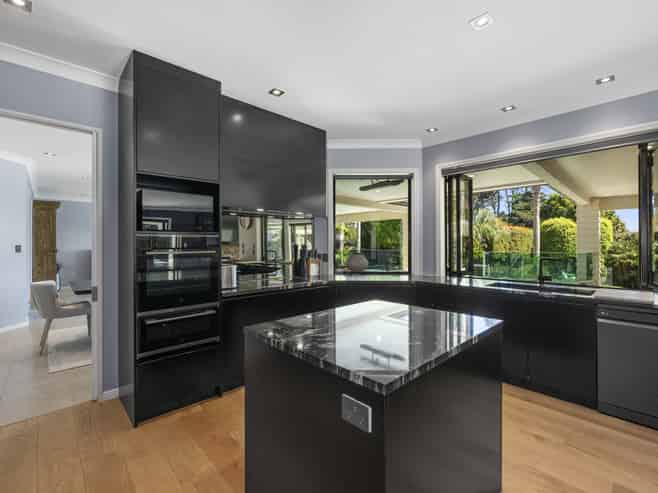 12A Wainoni Heights, Greenhithe