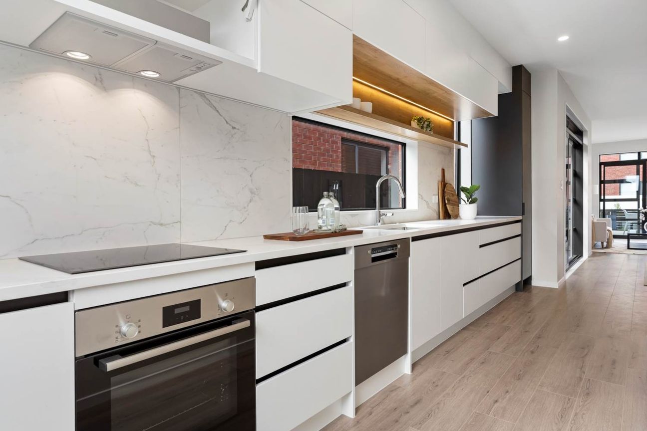 Modern 4 Bedroom Home in Prime Hobsonville Location - Widok 6