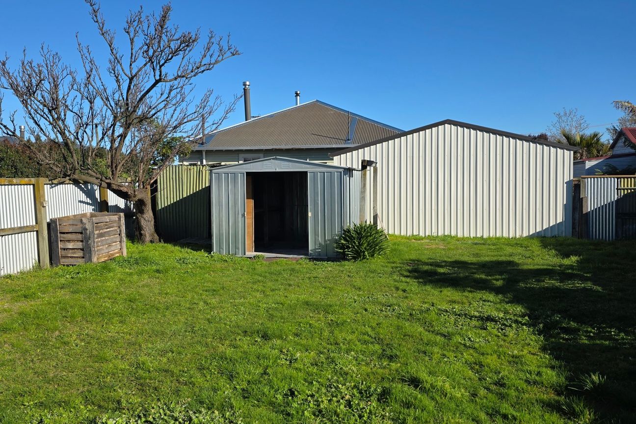 Large family home close to town - Aanzicht 6