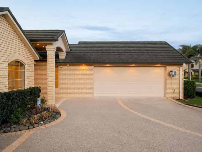 11 Raungawari Drive, Huntington