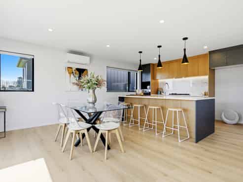 39 Pinecrest Drive, Gulf Harbour