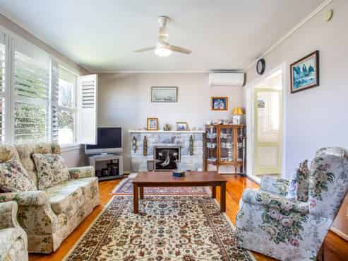 3 Crocombe Crescent, Beach Haven