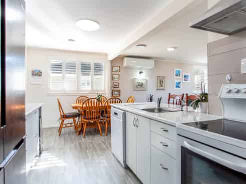 3 Crocombe Crescent, Beach Haven