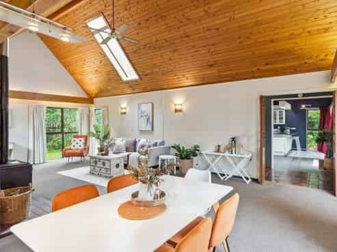 100 Rimu Road, Paraparaumu