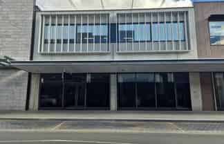Prime ground floor showroom office at Northwest