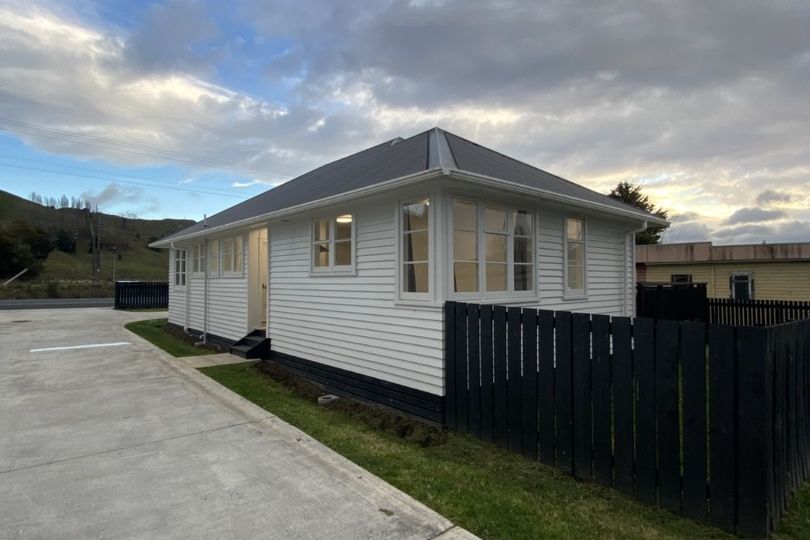Modern 3 Bedroom Living - Widok 2