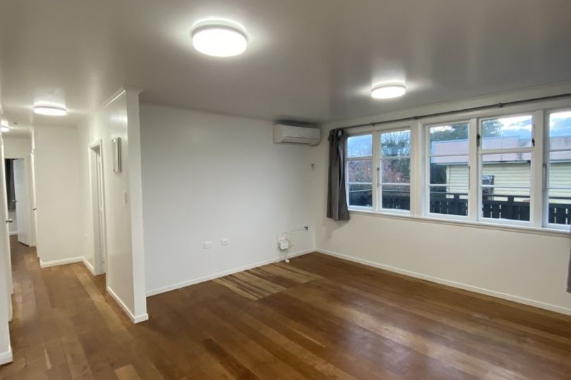 Modern 3 Bedroom Living - Widok 3