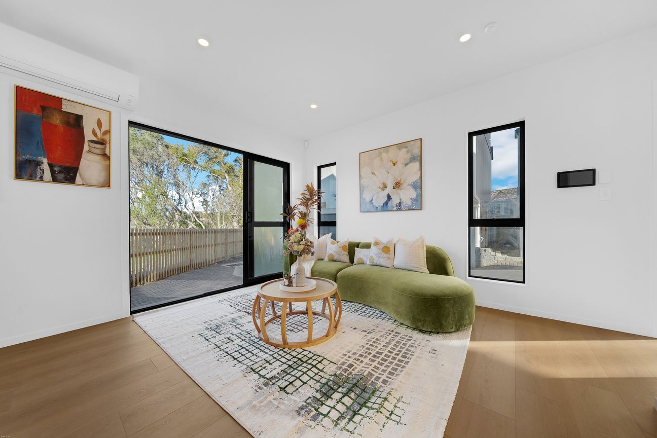 Westlake Zone Family Living | Best of Nature - Altro
