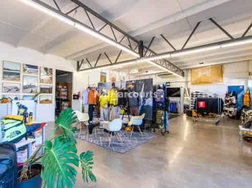 Versatile Takapuna Showroom/Office 
