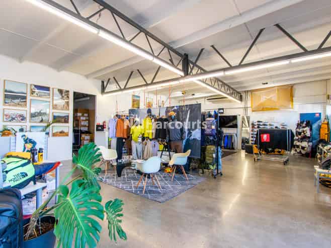 Versatile Takapuna Showroom/Office 