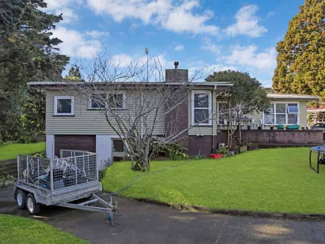 140 Great South Road, Manurewa