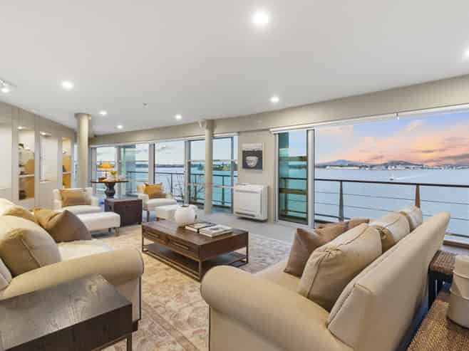 61/143 Quay Street, Auckland Central