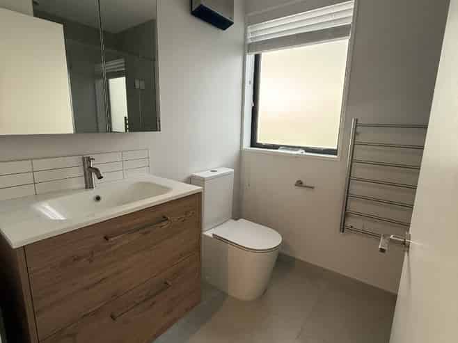 3/5 Selwyn Street , Addington