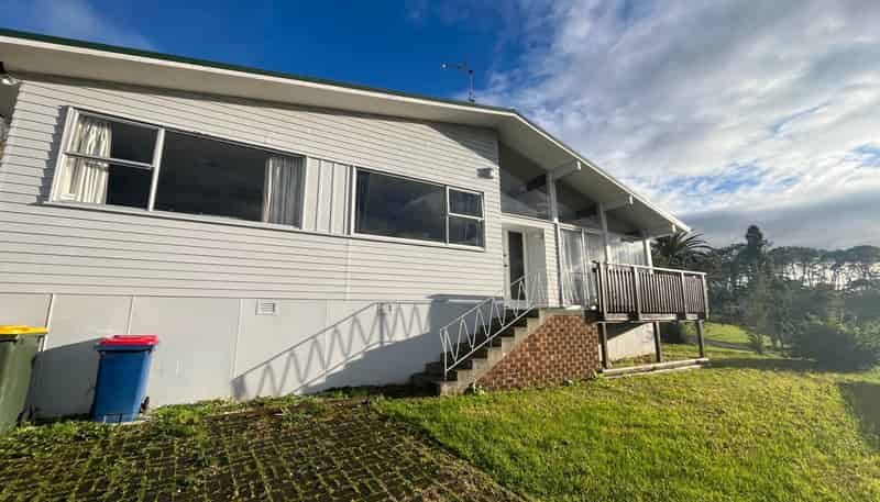 38 Thornlow Street, Glendene