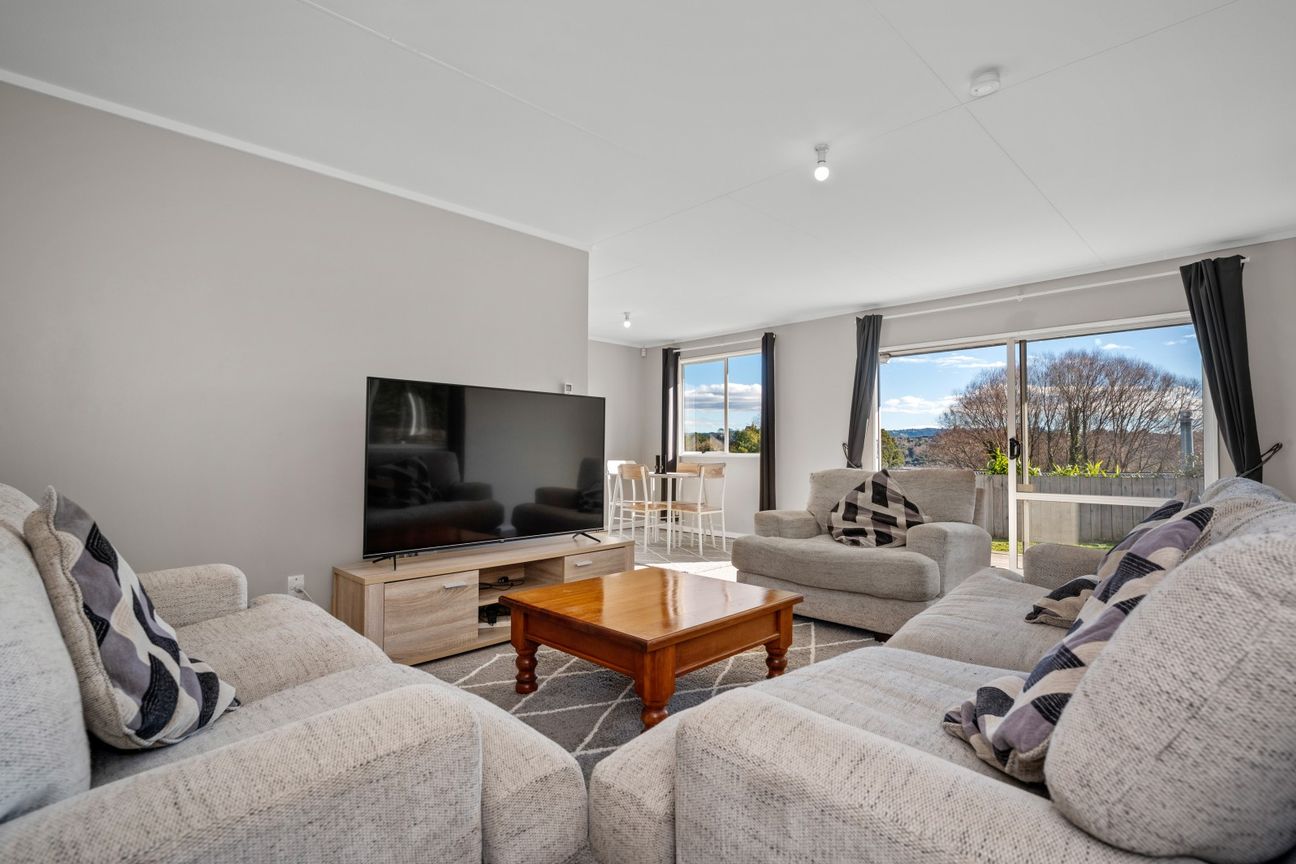 First home, Great Views, Sunny and Modern. - Widok 2