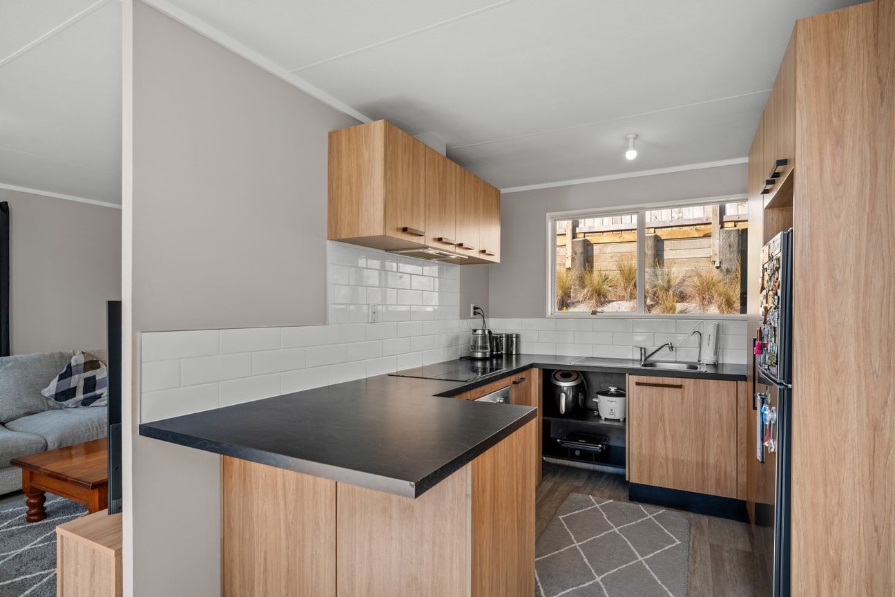 First home, Great Views, Sunny and Modern. - Więcej