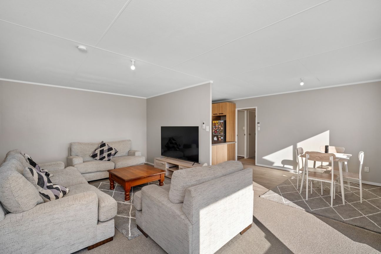 First home, Great Views, Sunny and Modern. - Widok 4