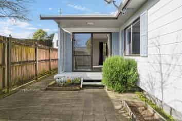 121A Makarini Street, Paraparaumu