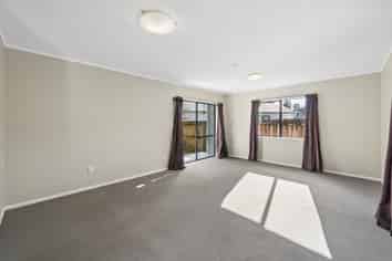 121A Makarini Street, Paraparaumu