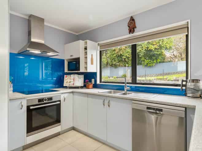 16A Rossiter Avenue, Waiuku