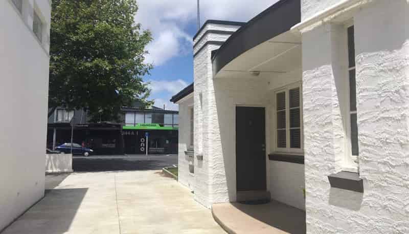 1/181 Jervois Road, Herne Bay