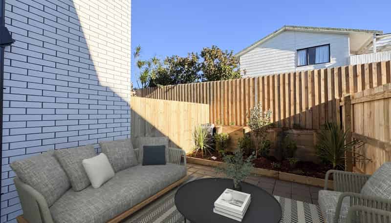 2/12 Molley Green Place, Mount Roskill
