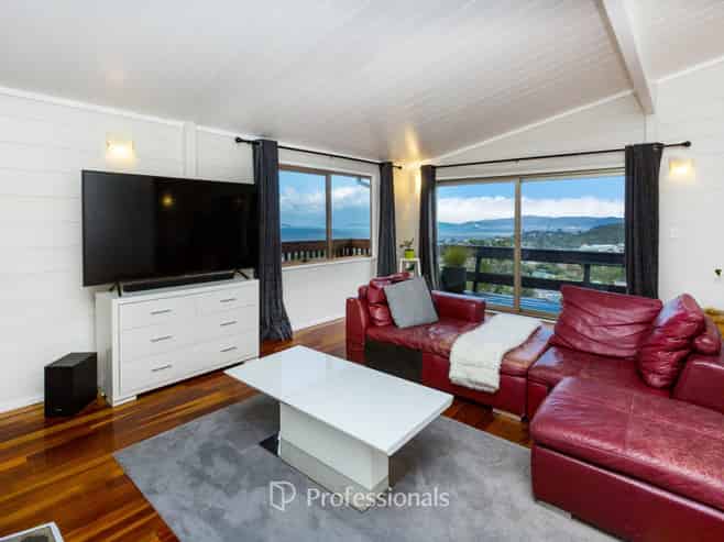 52 Cypress Drive, Maungaraki