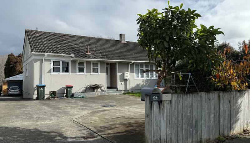 33 Gifford Avenue, Mount Albert