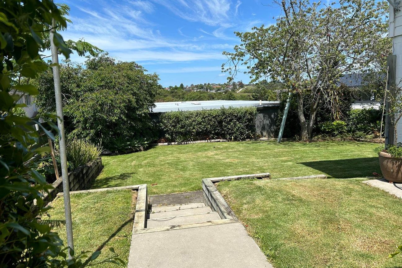Rare Fixed-Term Opportunity: Solid, Spacious &... - Bild 5