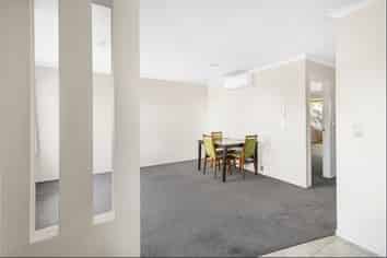 8A Ford Street, Hamilton East