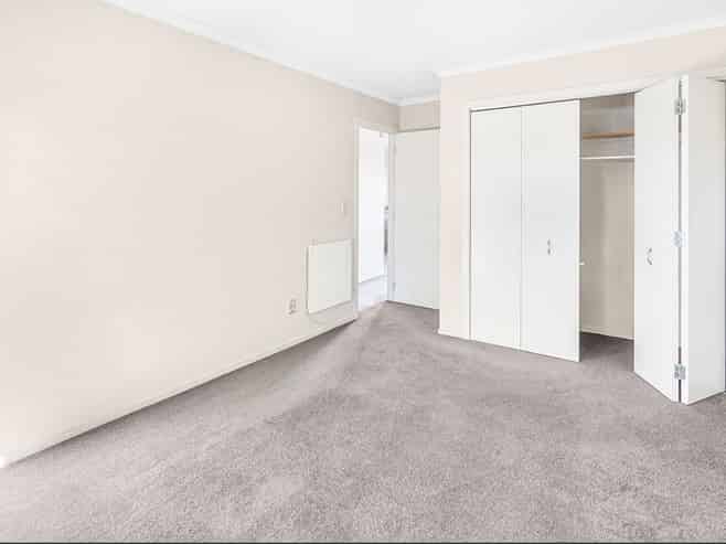 8A Ford Street, Hamilton East