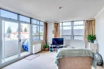 2G/3 Shakespeare Road, Napier South