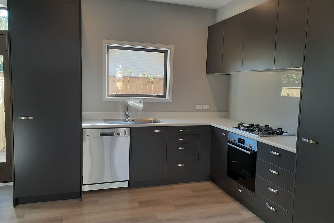 MODERN TOWNHOUSE AND SO CLOSE TO WELLINGTON CITY! - Mehr
