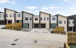 3/2 North Ridge Drive, Rototuna North