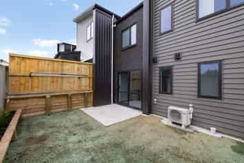 6/2 Benjamin Avenue, Rototuna North