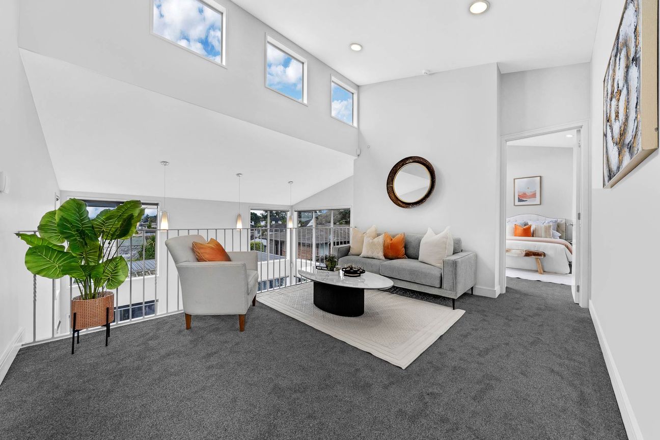 Sun-Drenched Modern Oasis By The Park - Widok 5