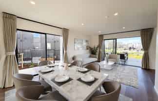 8/16 Molley Green Place, Mount Roskill