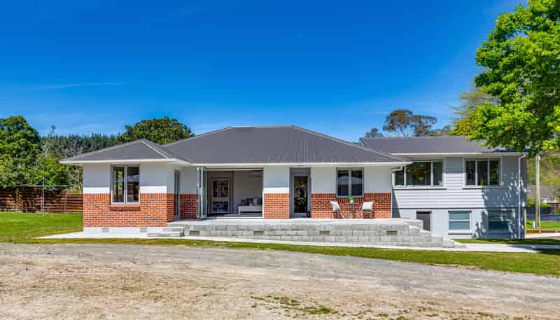 33 Moreaki Road, Maoribank