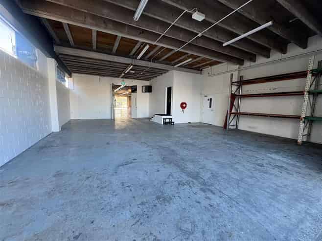 CBRE | Standalone Lunn Ave Landmark