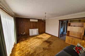 33 Warren Crescent, Hillmorton