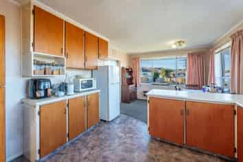 40 Mountain View Road, Glenwood