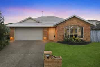 19 Norm Pellow Drive, The Gardens