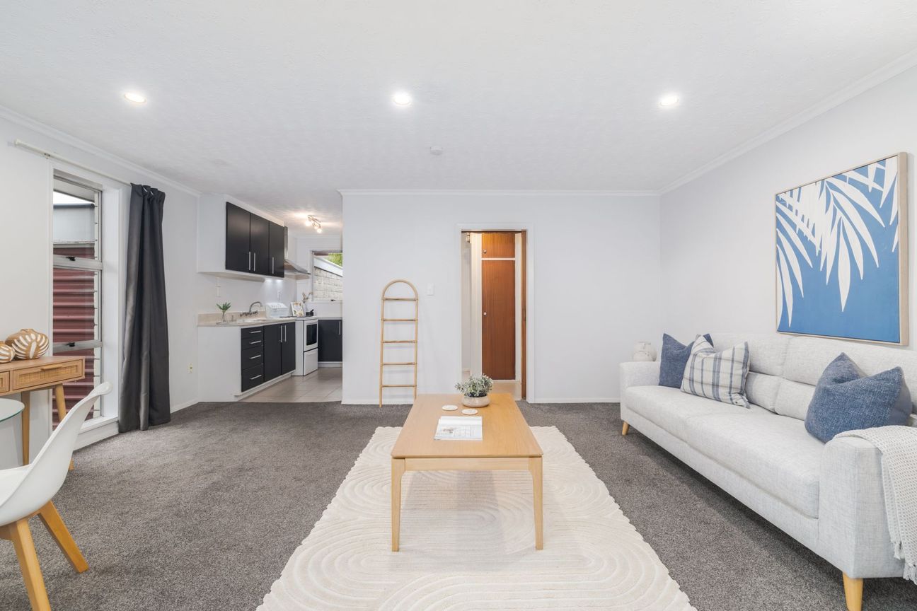 ADDINGTON - 2 BEDROOMS, 1 BATHROOM, HEATPUMP, SINGLE GARAGE - Widok 4