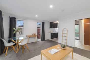 2/76 Ruskin St, Addington