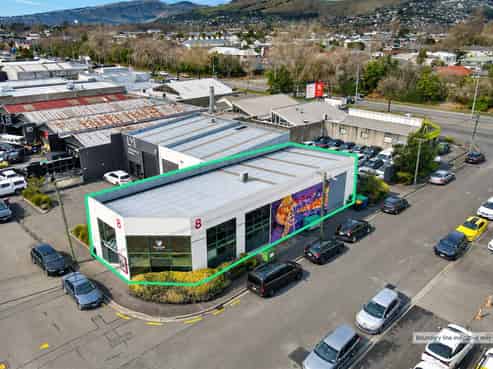 Functional Sydenham Showroom & Warehouse