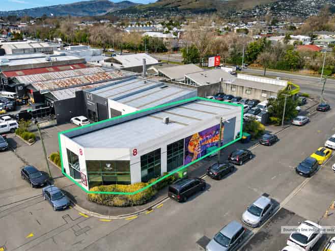 Functional Sydenham Showroom & Warehouse