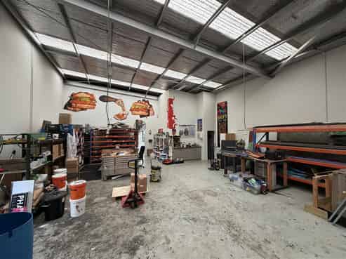 Functional Sydenham Showroom & Warehouse