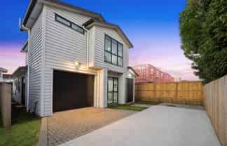 306B Bucklands Beach Road, Bucklands Beach