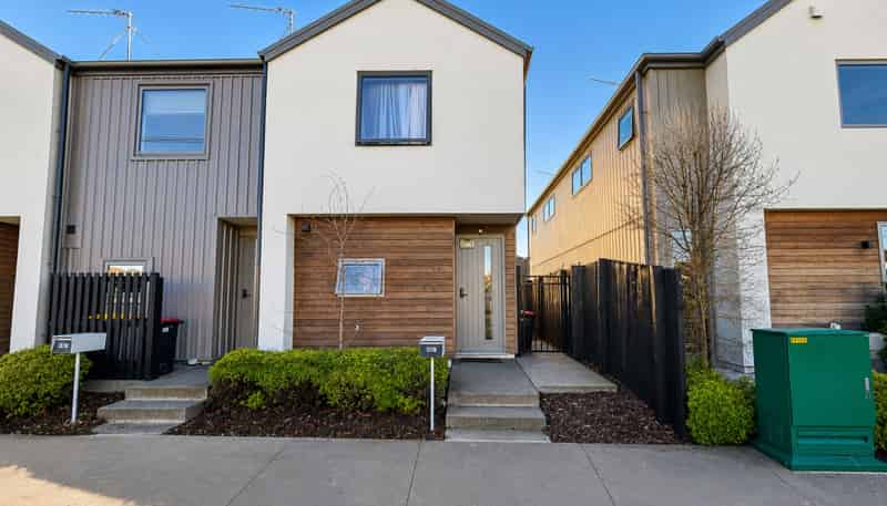 37/101 Mackworth Street, Woolston
